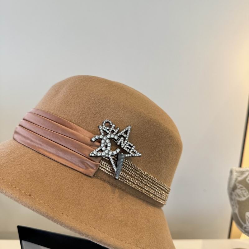 Chanel top hat (318)