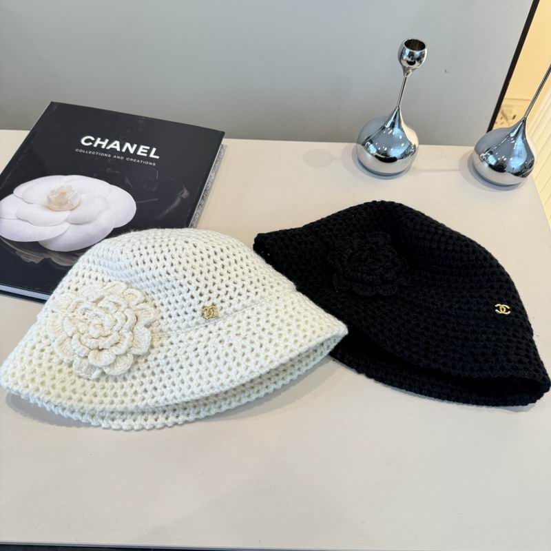 Chanel top hat (332)