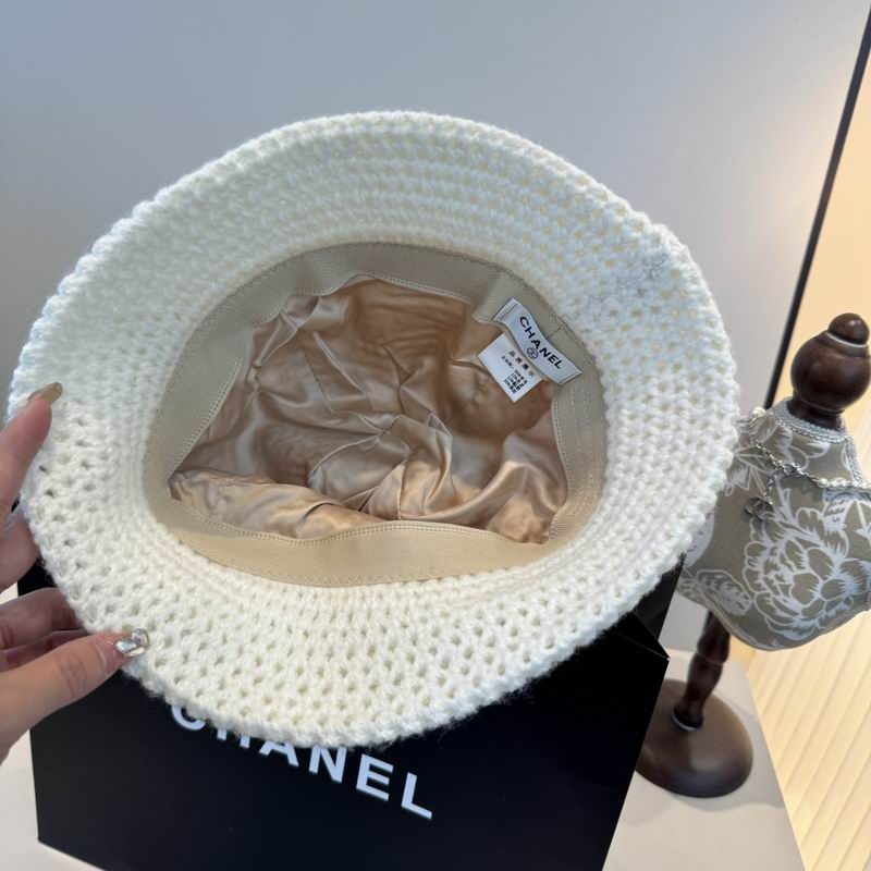 Chanel top hat (334)
