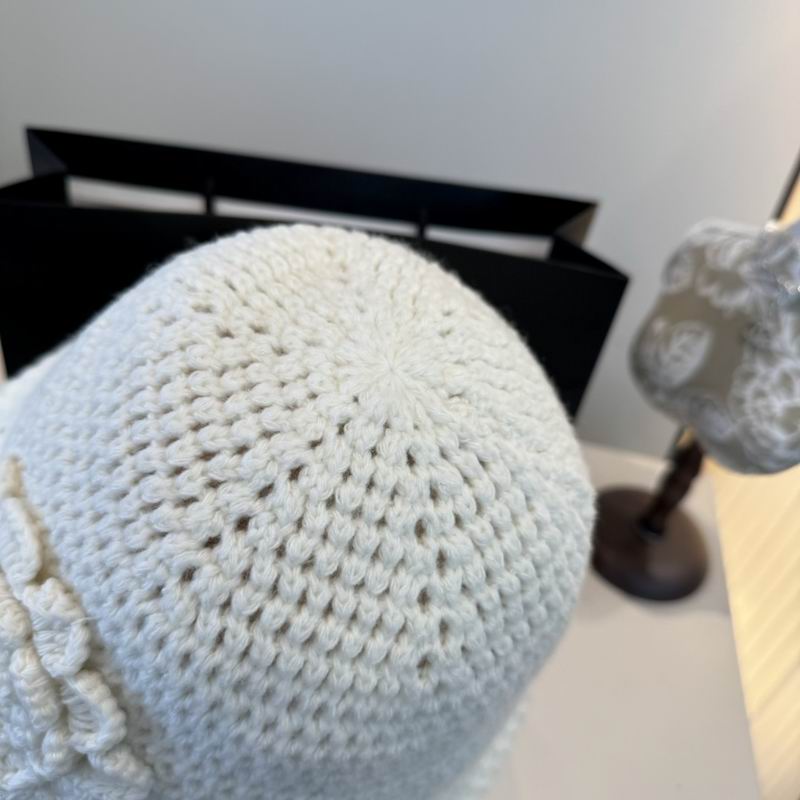 Chanel top hat (341)