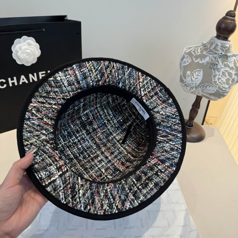 Chanel top hat (84)