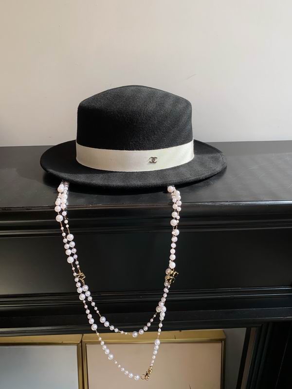 Chanel top hat dx (3)