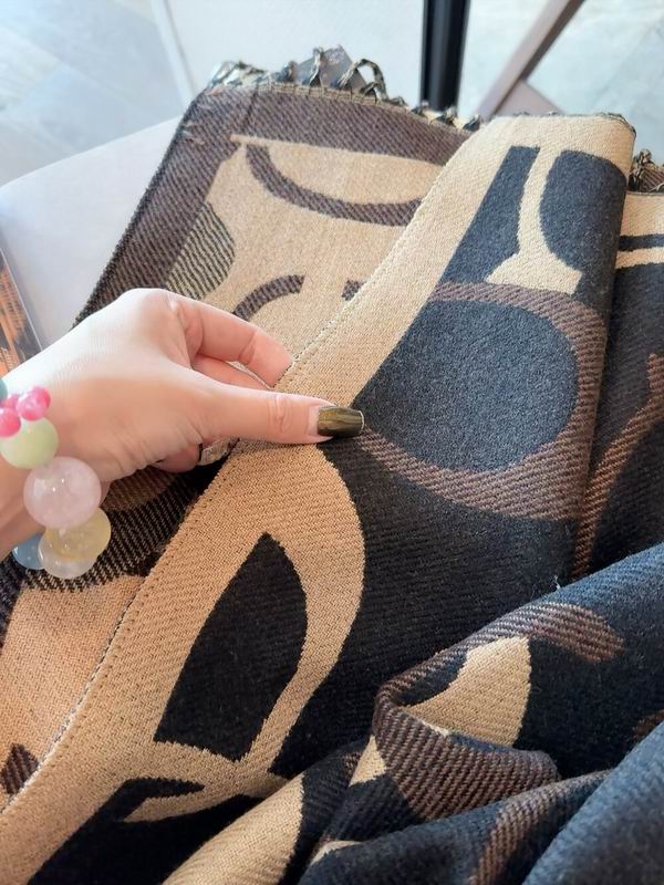 Coach Scarf 190X60cm 97%羊毛3%羊绒 E23 (21)