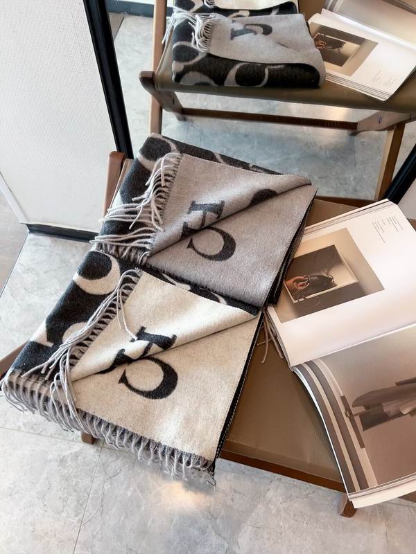 Coach Scarf 195X53cm 97%羊毛3%羊绒 E24 (2)