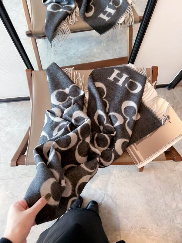 Coach Scarf 195X53cm 97%羊毛3%羊绒 E24 (20)