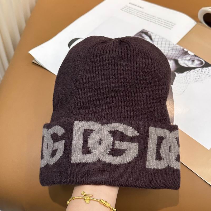 DG Hat dx (1319)