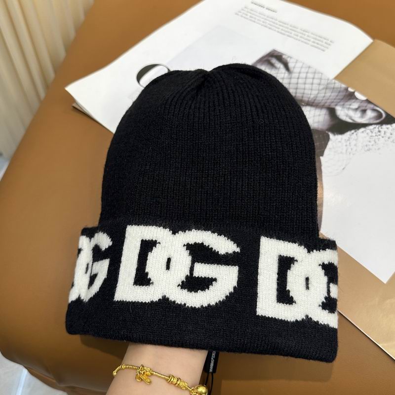 DG Hat dx (1328)