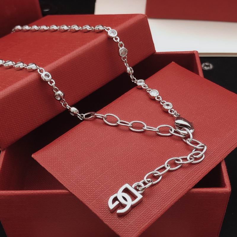DG necklace 09yxq01 (9)