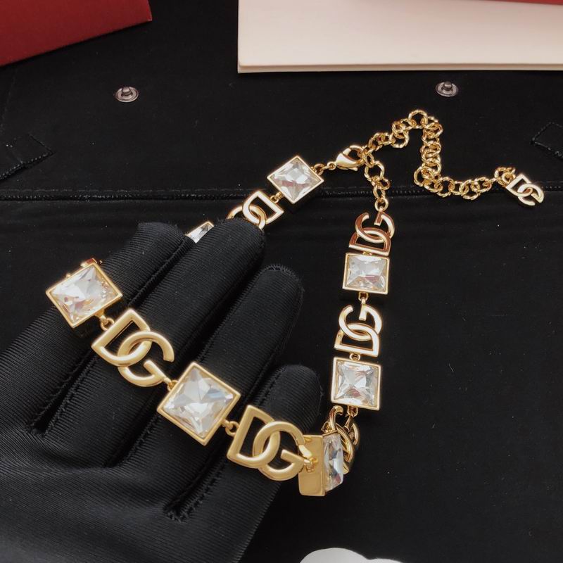 DG necklace 09yxq03 (4)