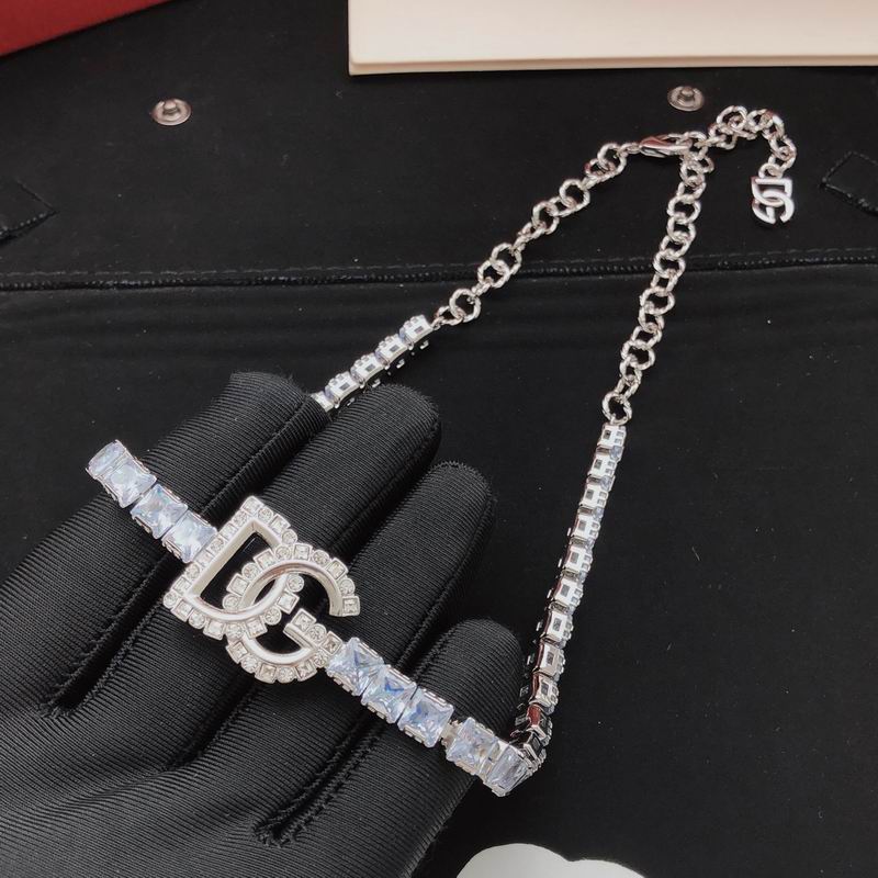 DG necklace 09yxq04 (4)