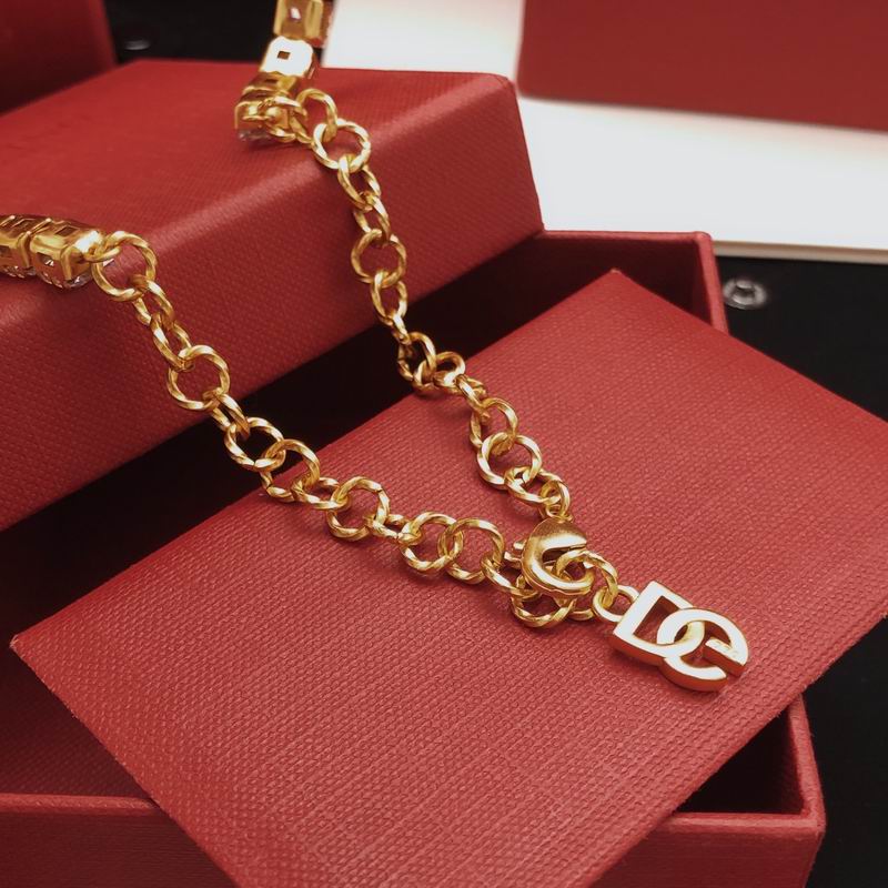 DG necklace 09yxq05 (6)