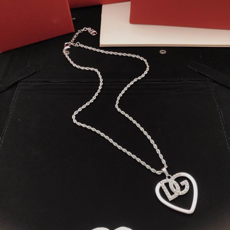 DG necklace 09yxq08 (5)