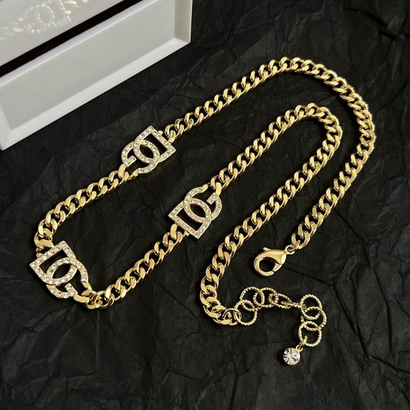 DG necklace 09yxq7 (5)