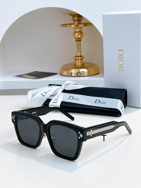 Dior DIAMOND 55 18-145 a00