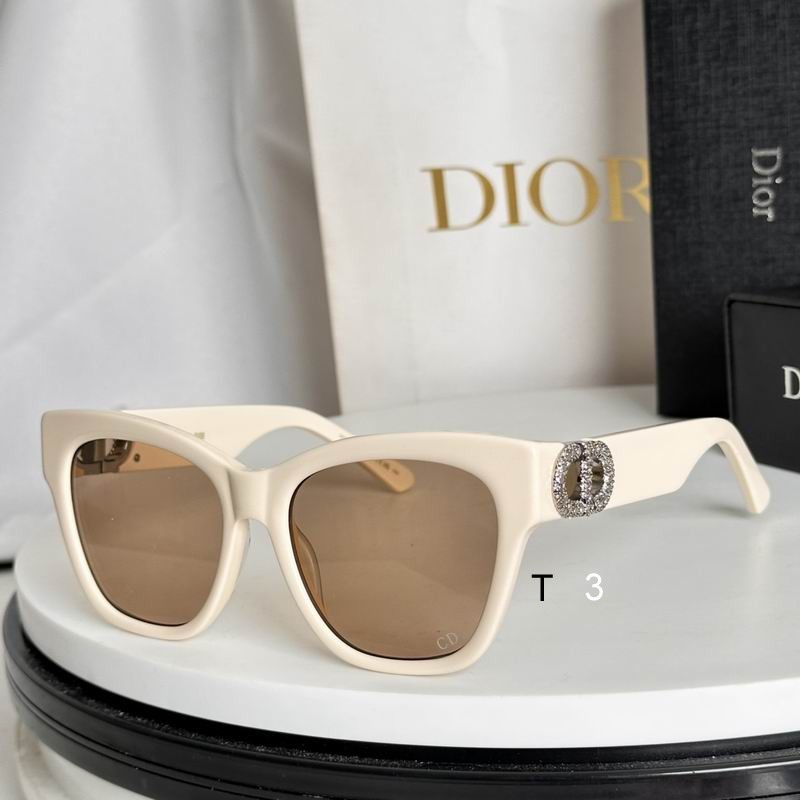 Dior DSGTA20UCR 55 18-135 e03