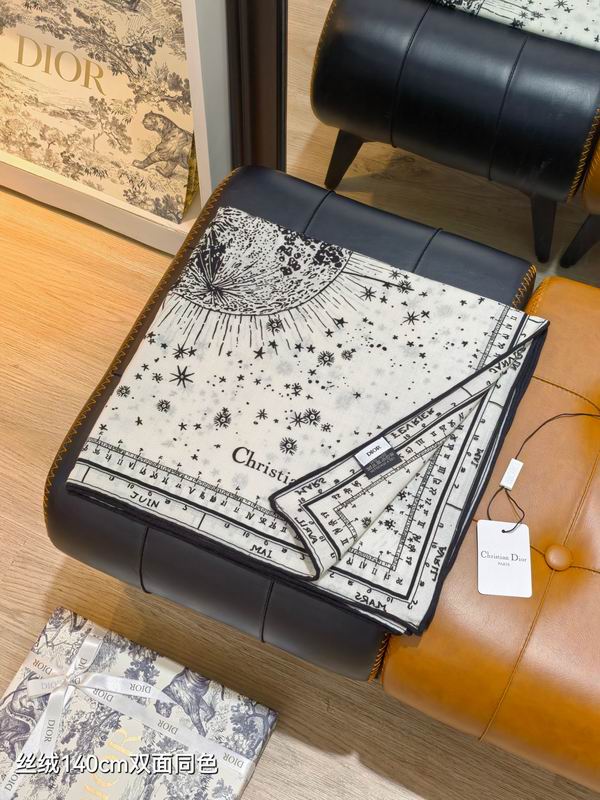 Dior Scarf 140X140cm 70%羊绒30%真丝 E12 (8)
