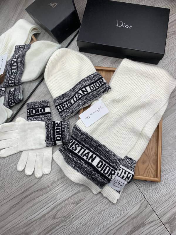 Dior Scarf Hat gloves hm (15)