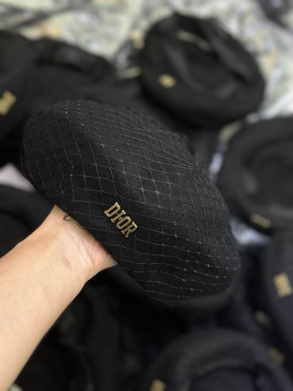Dior beret dx (154)