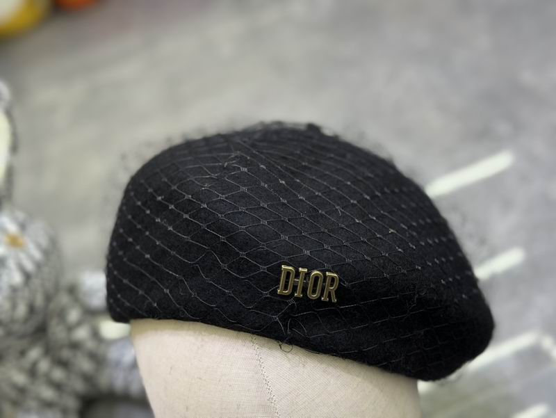 Dior beret dx (170)
