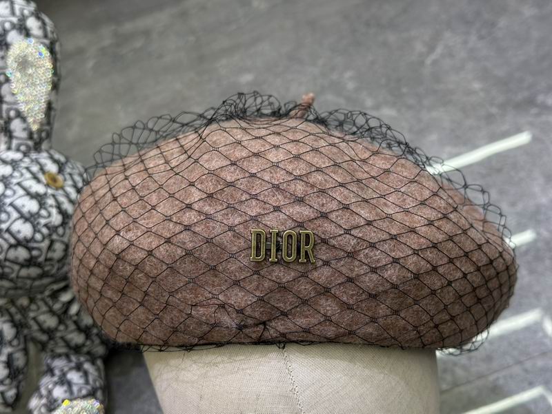 Dior beret dx (174)