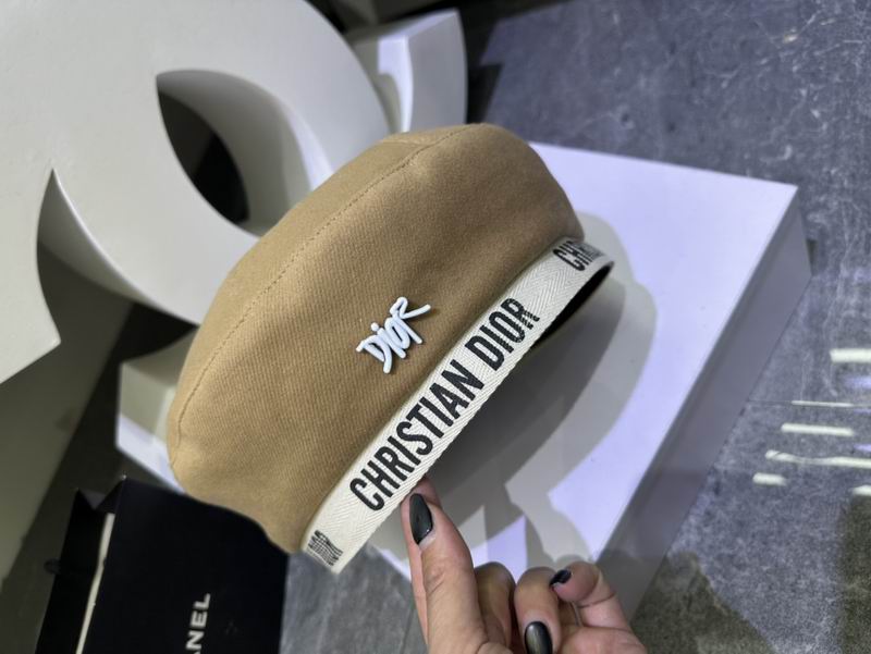 Dior beret dx (229)