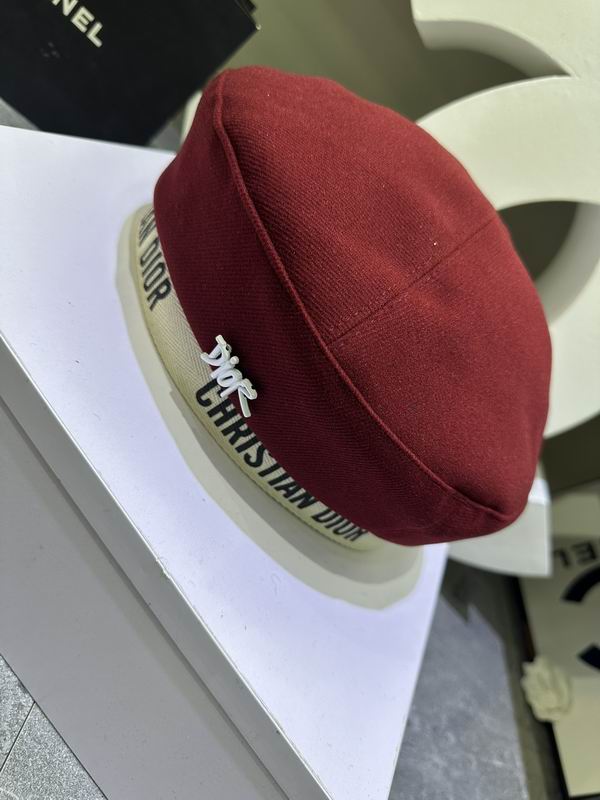 Dior beret dx (231)