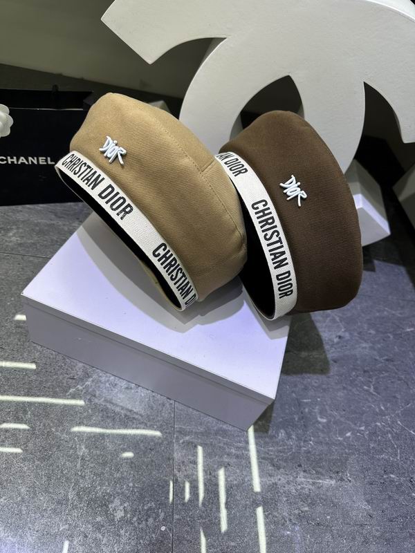 Dior beret dx (233)