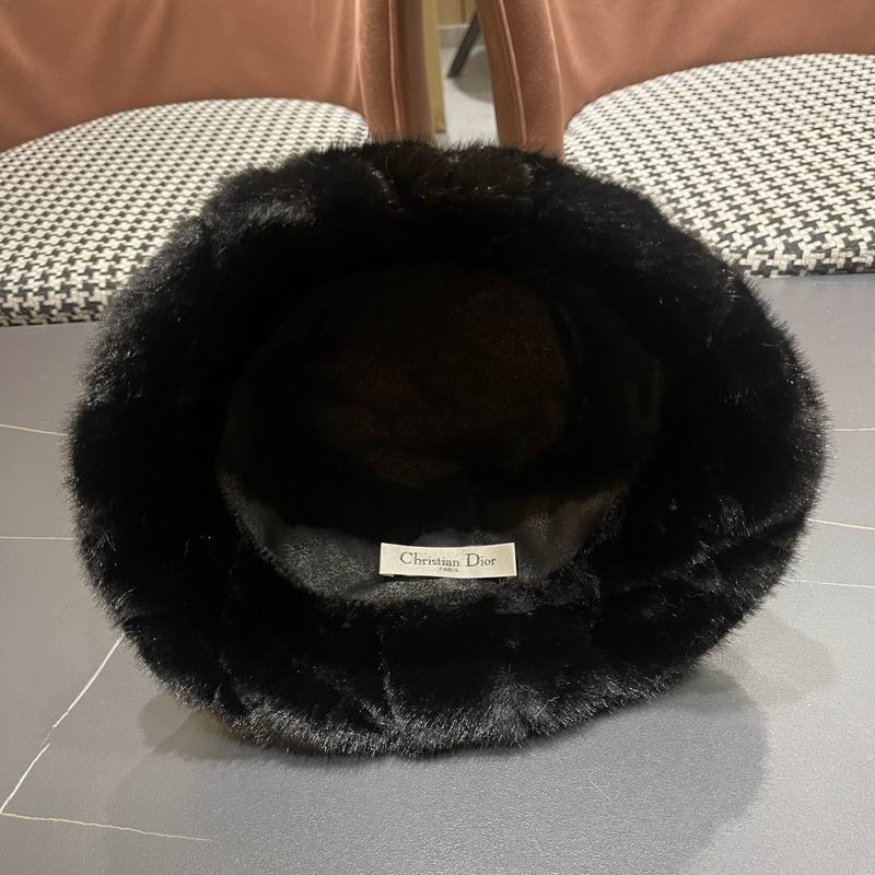 Dior hat (302)