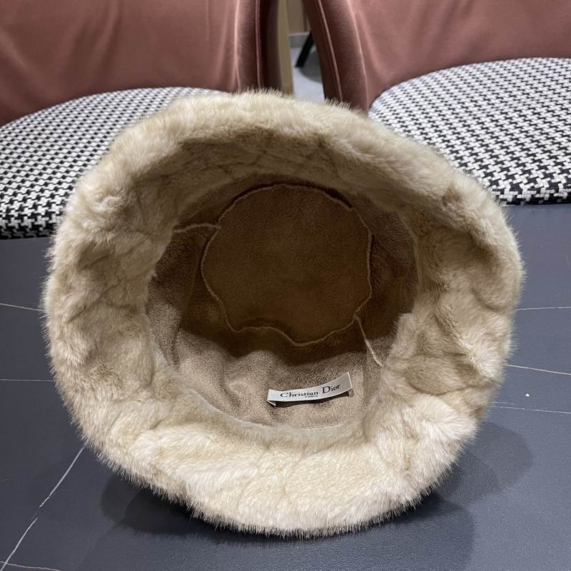 Dior hat (312)