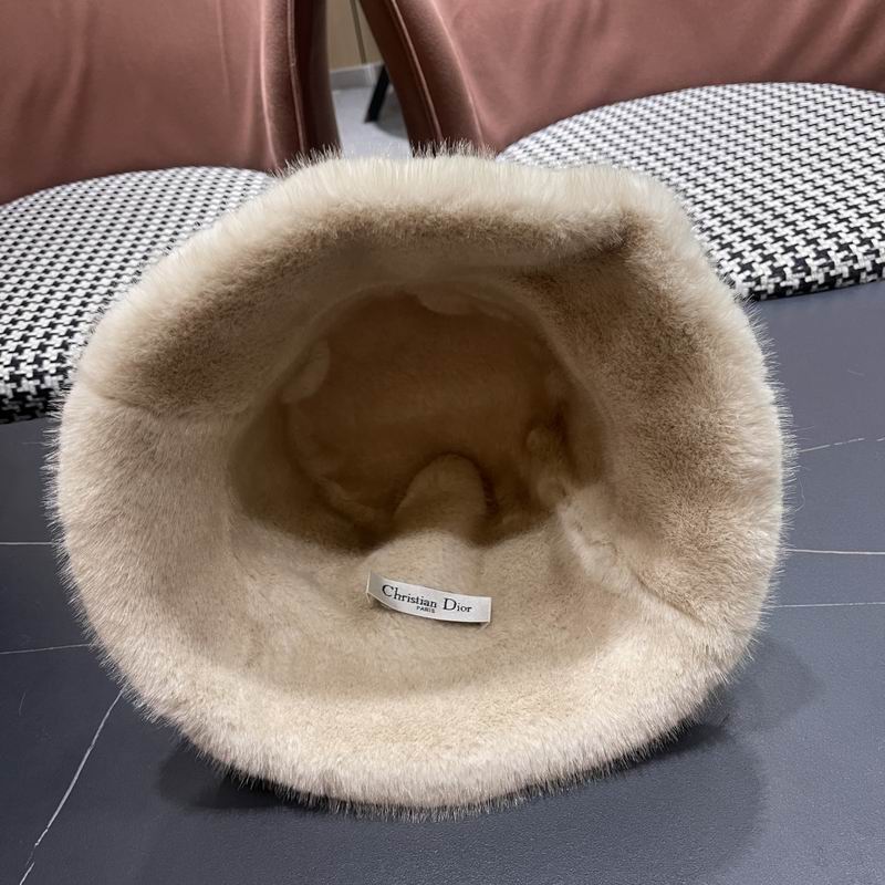 Dior hat (620)