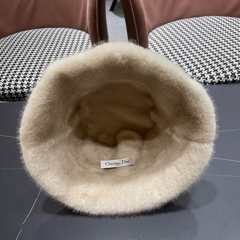 Dior hat (642)
