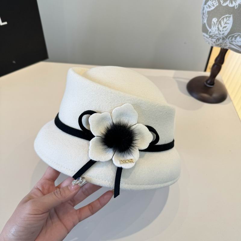 Dior top hat (260)