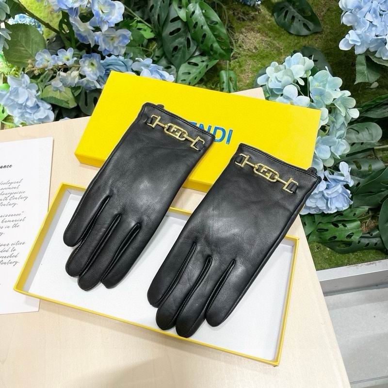 Fendi Gloves M L 06 (4)