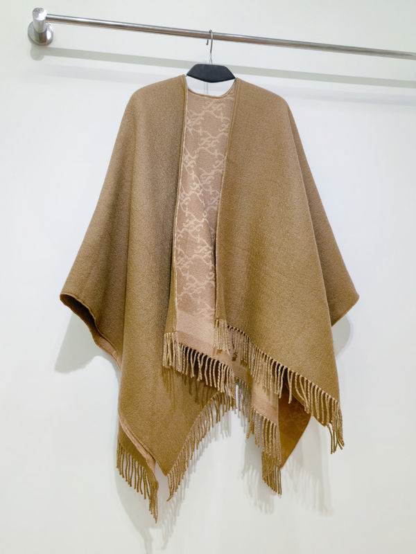 Fendi cloak 145X155cm 51%羊毛49%羊绒 E17 (7)