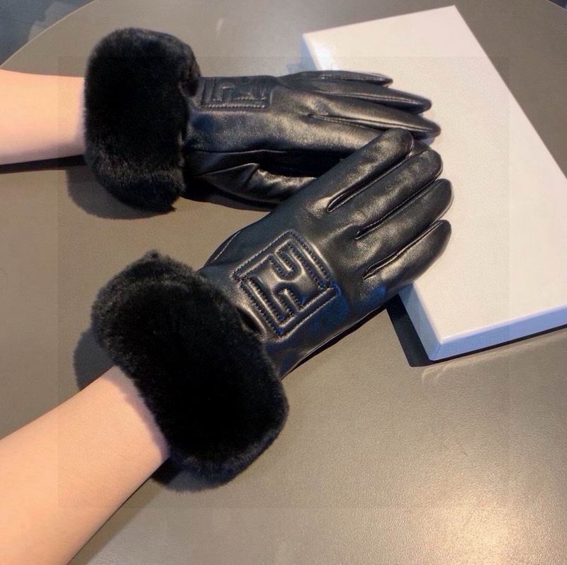 Fendi gloves M L 25 (1)
