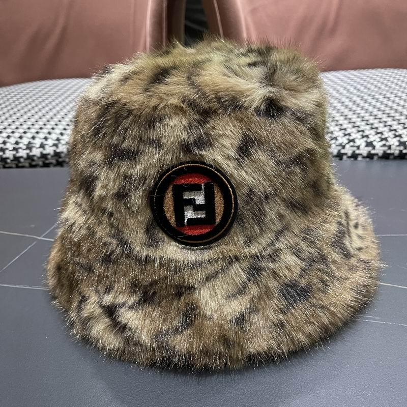 Fendi hat (532)