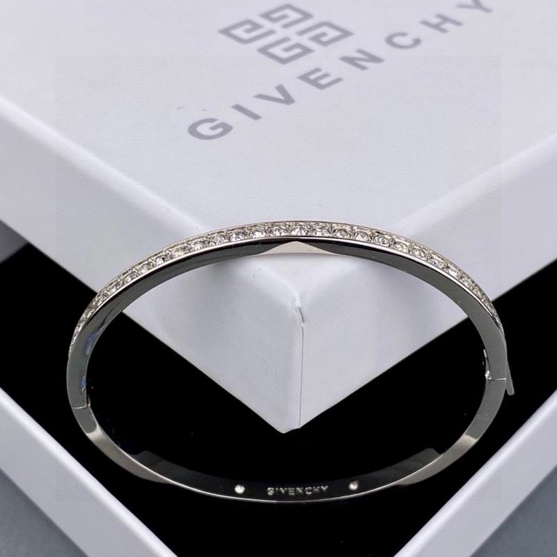 Givenchy bracelet 09yxq01 (5)