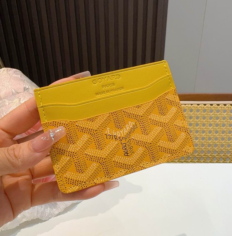 Goyard card bag (1)
