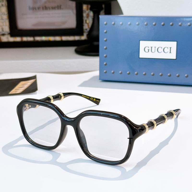 Gucci 1022 a14