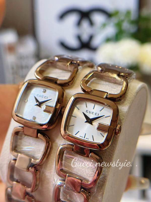 Gucci 24X22.4mm 33 (35)
