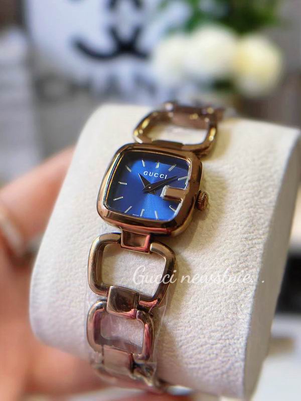 Gucci 24X22.4mm 33 (39)