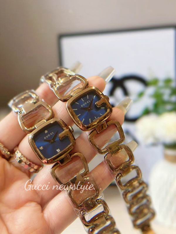 Gucci 24X22.4mm 33 (43)