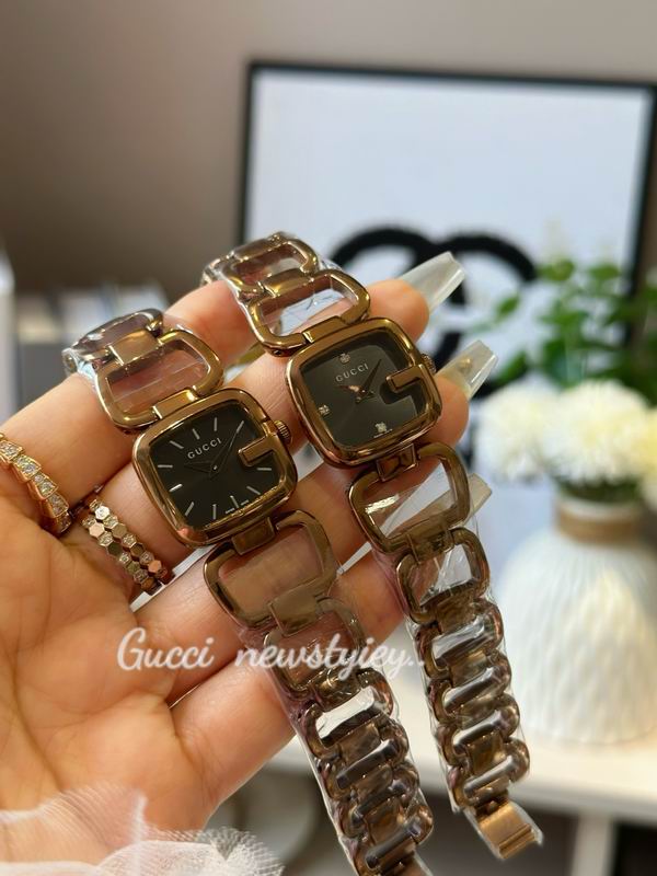 Gucci 24X22.4mm 33 (47)