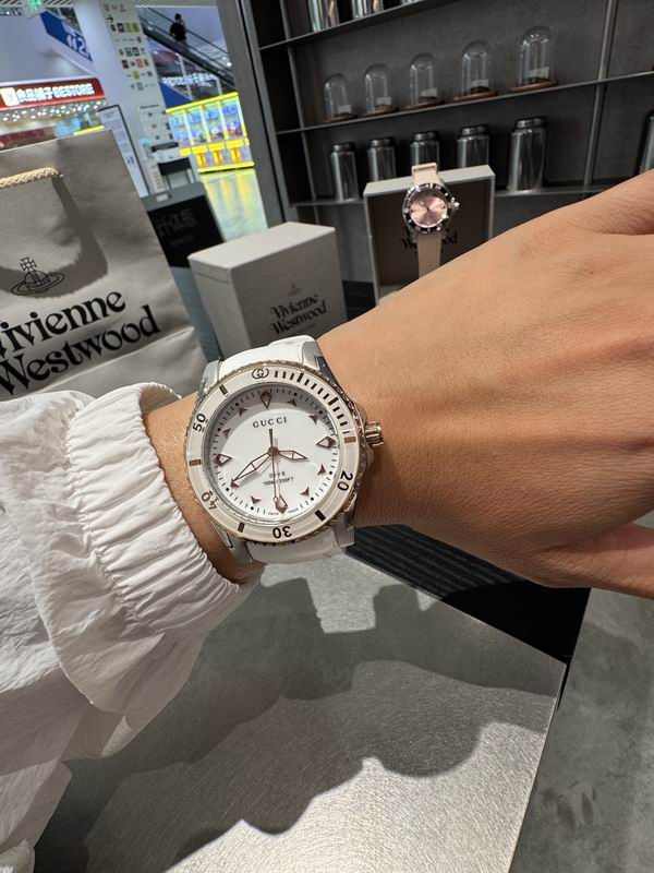 Gucci 40mm 94 (14)
