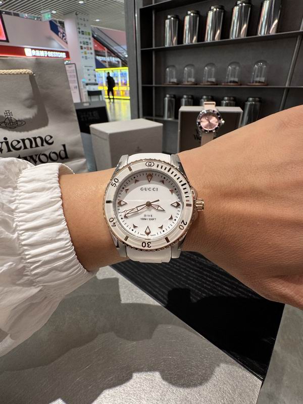 Gucci 40mm 94 (16)