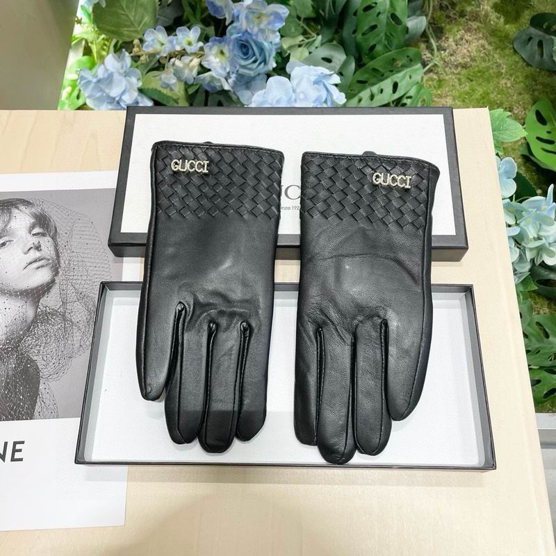 Gucci Gloves 12 (6)