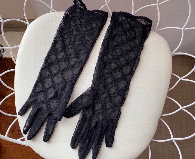 Gucci Gloves 16 (10)