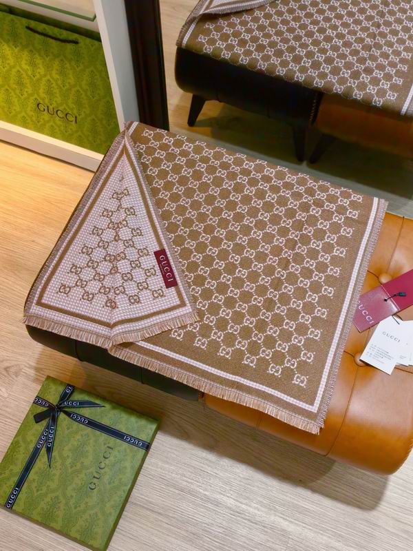 Gucci Scarf 47X180cm E01 (34)