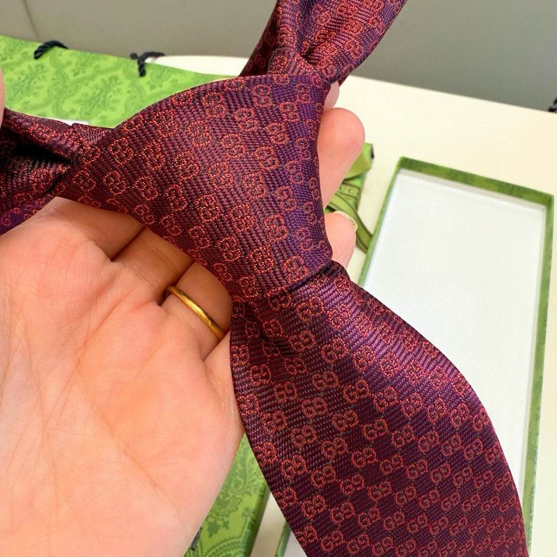 Gucci Tie hm (42)