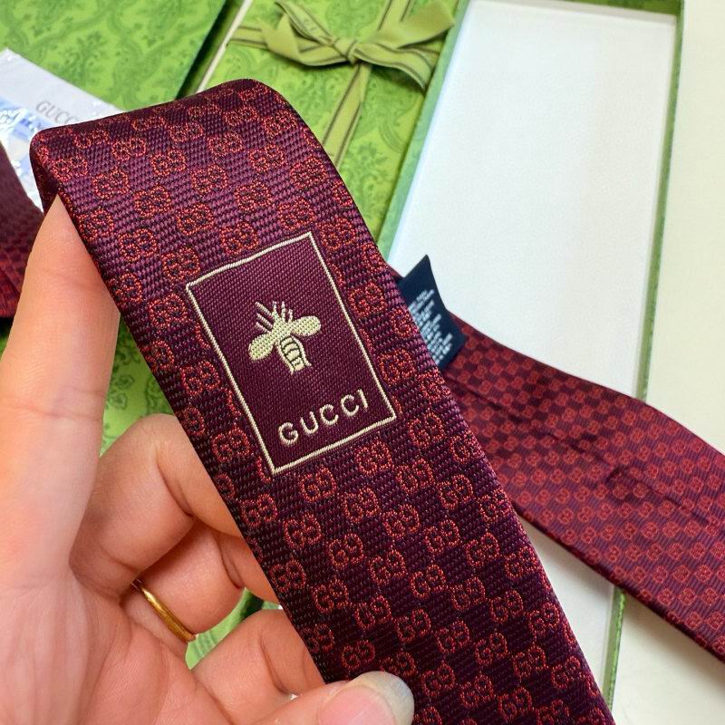 Gucci Tie hm (43)